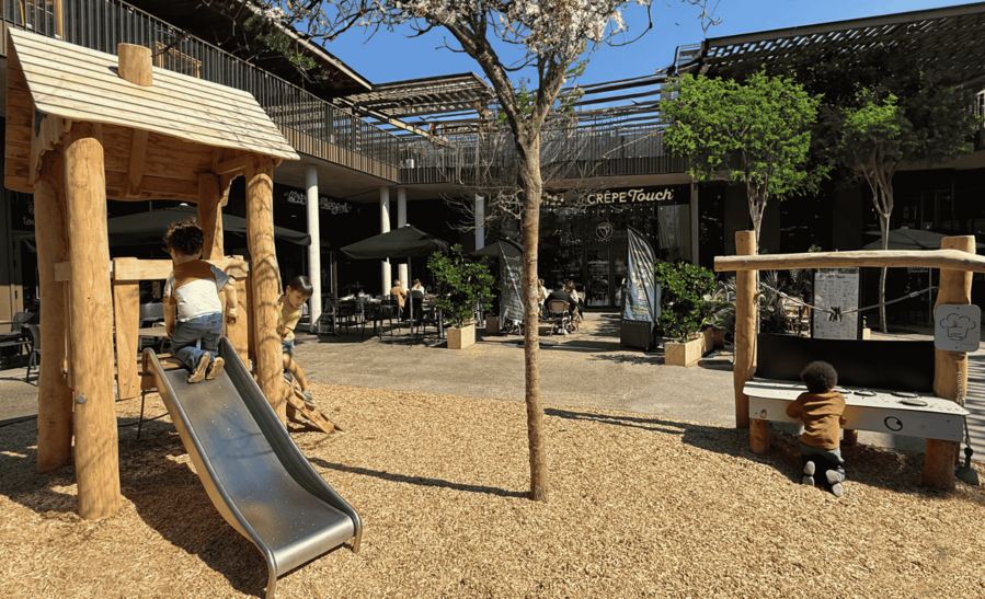 Escale Gourmande aire de jeux enfants restaurants centre commercial Aushopping Bordeaux lac