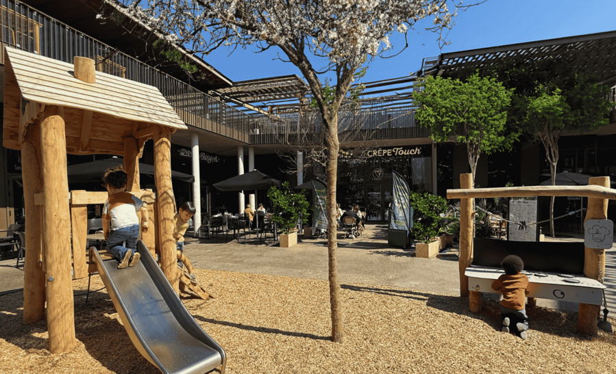 Escale Gourmande aire de jeux enfants restaurants centre commercial Aushopping Bordeaux lac