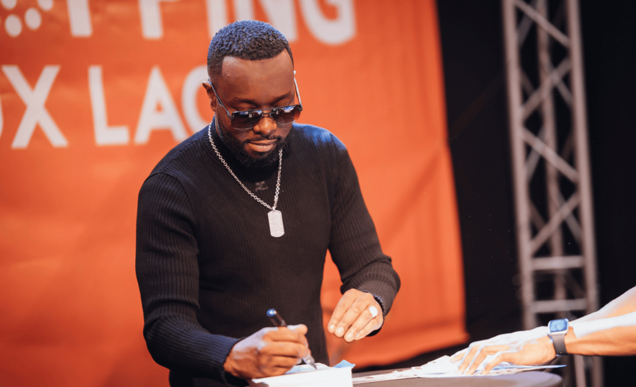 Gims Centre commercial aushopping bordeaux lac dédicace showcase